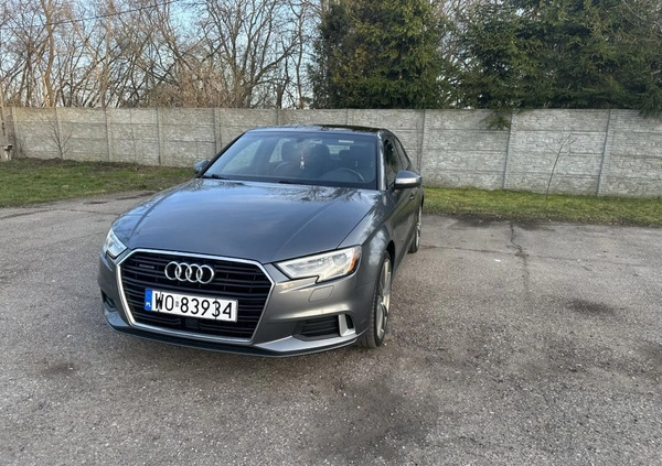 Audi A3 cena 76800 przebieg: 91232, rok produkcji 2017 z Ostrołęka małe 781